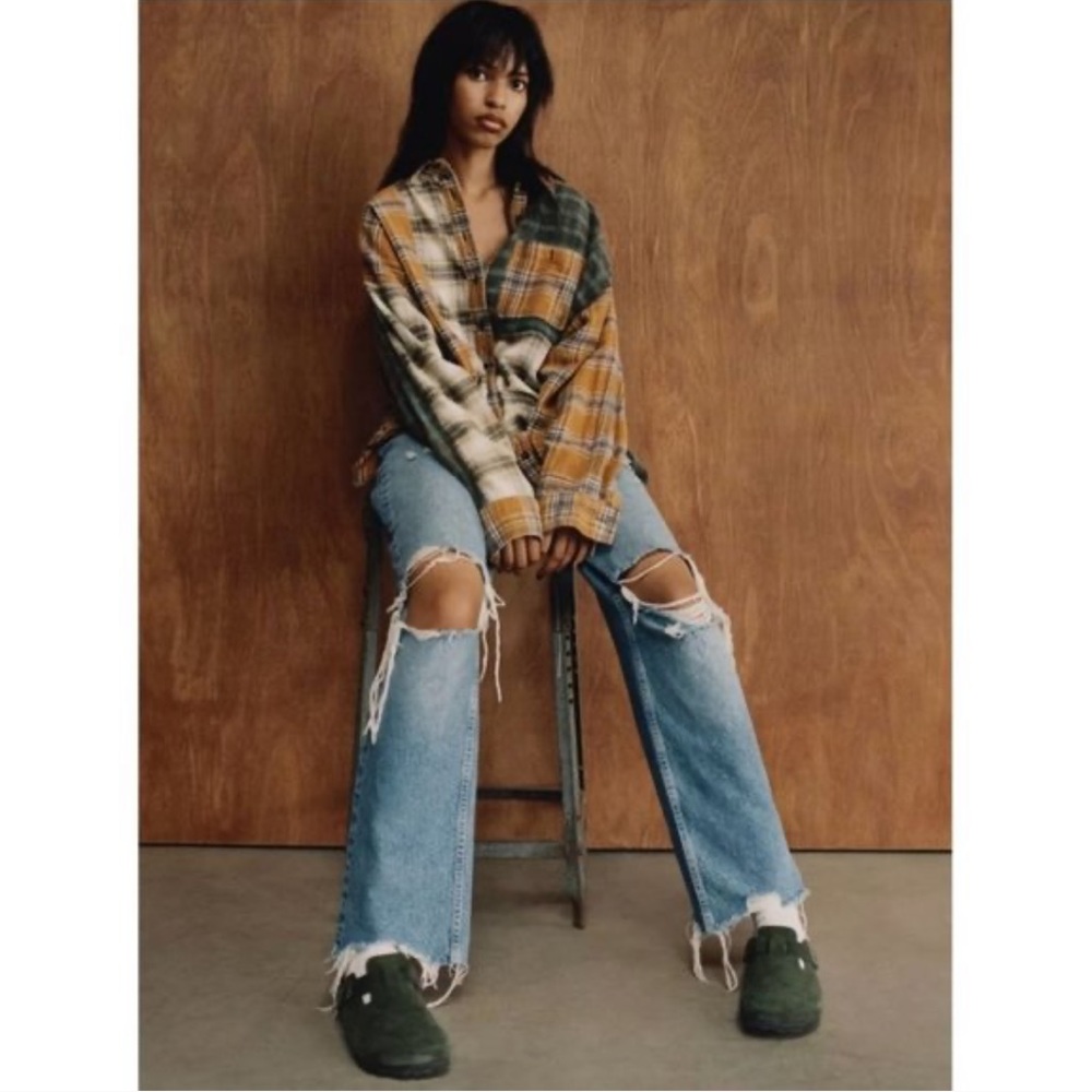 โขBDGโข Urban Outfitters Highโ Rise Baggy Jeans Size 30 100% Cotton Distressed